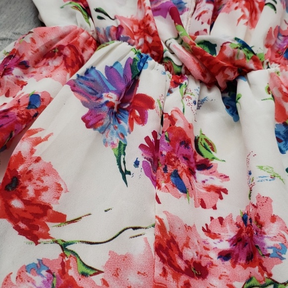 Romper - Picture 3 of 4